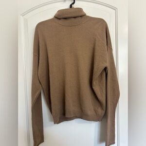 COS Tan Brown 100% Cashmere Knit Turtleneck Sweater size Small Preppy chic 90s